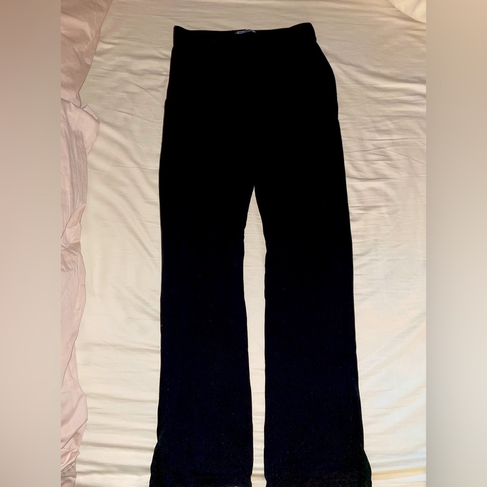 Black Leggings by Elliot Lauren